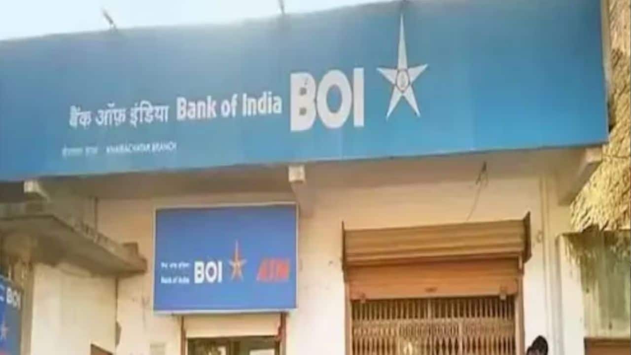 Bank of India ने बढ़ाई FD की ब्याज दरें, अब 3 साल की जमा पर मिलेगा 6.70% तक रिटर्न Bank of India ने बढ़ाई FD की ब्याज दरें, अब 3 साल की जमा पर मिलेगा 6.70% तक रिटर्न