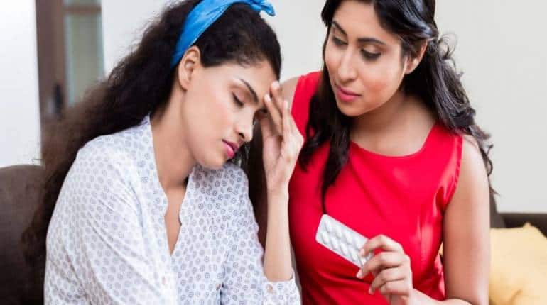 बदलते मौसम में बढ़ सकता है वायरल फीवर समेत कई बीमारियों का खतरा, जानिए कैसे करें बचाव