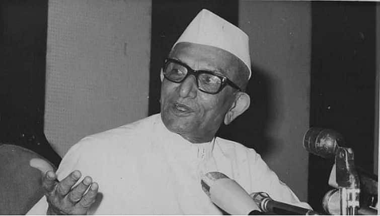 जानिए किस पीएम की जान बचाने के लिए एयरफोर्स के 5 अफसरों ने गंवाई थी जान जानिए किस पीएम की जान बचाने के लिए एयरफोर्स के 5 अफसरों ने गंवाई थी जान