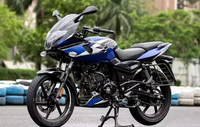 Pulsar 220 best sale ki kimat