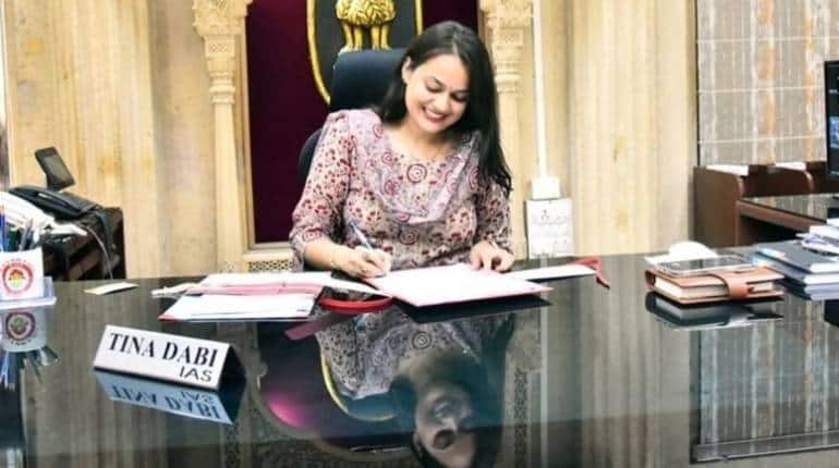 IAS Tina Dabi की कितनी है सैलरी, जानिए जैसलमेर की कलेक्टर के बारे में पूरी डिटेल IAS Tina Dabi की कितनी है सैलरी, जानिए जैसलमेर की कलेक्टर के बारे में पूरी डिटेल