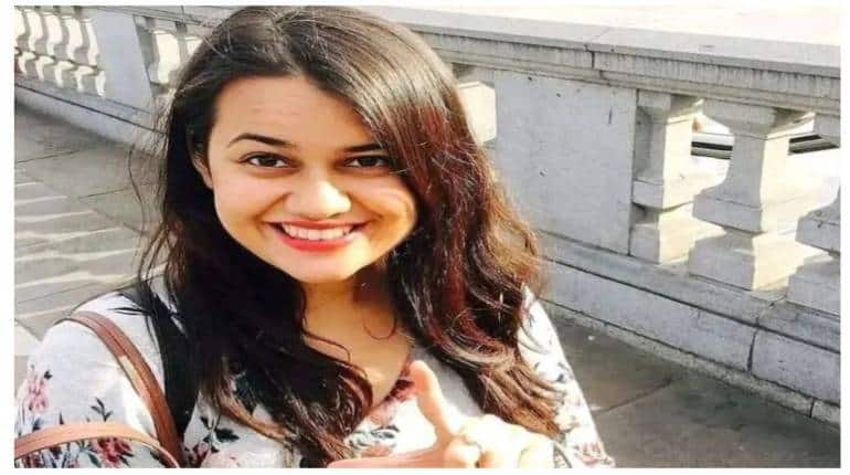 IAS टीना डाबी की कितनी है सैलरी? जानिए किस तरह की मिलती हैं सुविधाएं IAS टीना डाबी की कितनी है सैलरी? जानिए किस तरह की मिलती हैं सुविधाएं