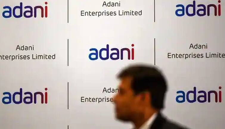 Adani Group की कंपनियों की निगरानी कर रही Icra, Hindenburg की रिपोर्ट का दिख रहा असर