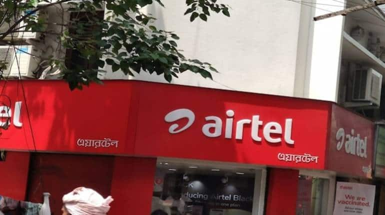 Bharti Airtel Share Price: Q3 नतीजे के बाद टूट गए शेयर, ब्रोकरेज ने दी निवेशकों को ये सलाह – Bharti Airtel posts 91 percent jump in Q3 net profit know here what brokerages recommends airtel share price slips