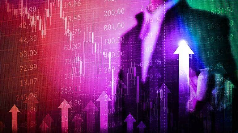 Hot Stocks: 2-3 हफ्तों में ही हासिल करना चाहते हैं डबल डिजिट रिटर्न तो इन स्टॉक्स पर लगाएं दांव Hot Stocks: 2-3 हफ्तों में ही हासिल करना चाहते हैं डबल डिजिट रिटर्न तो इन स्टॉक्स पर लगाएं दांव
