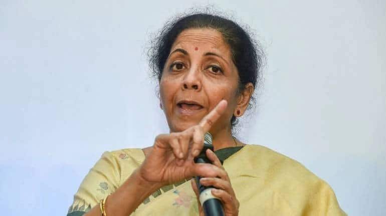 FM ने इनकम टैक्स की नई रीजीम को बताया फायदेमंद, कहा-इससे लोगों के हाथ में खर्च के लिए ज्यादा पैसे बचेंगे