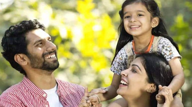 MSSC Vs SSY: महिला सम्मान बचत पत्र और सुकन्या समृद्धि योजना में कौन है आपके लिए बेहतर, जानिए किसमें कितना है फायदा