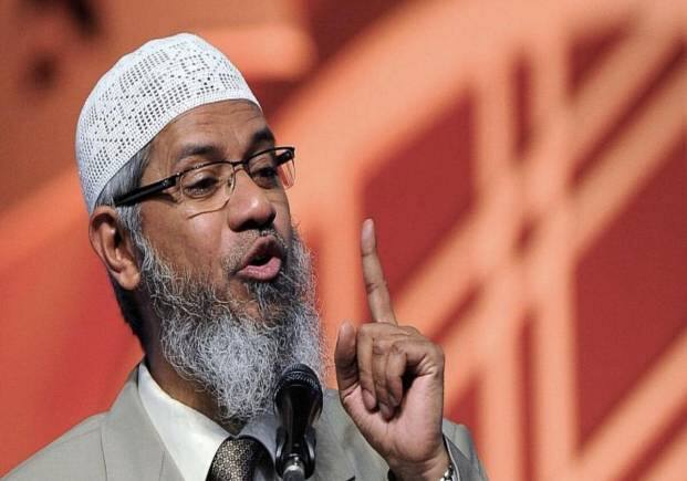 Zakir Naik: भगोड़े जाकिर नाइक को ओमान से पकड़कर लाया जाएगा भारत! मोदी सरकार ने बनाया ये खास प्लान Zakir Naik: भगोड़े जाकिर नाइक को ओमान से पकड़कर लाया जाएगा भारत! मोदी सरकार ने बनाया ये खास प्लान