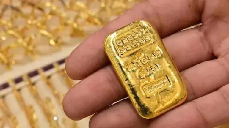 अपने SBI अकाउंट से खरीदें सस्ते में सोना, आज Sovereign Gold Bonds स्कीम में  निवेश करने का है आखिरी दिन | Moneycontrol Hindi
