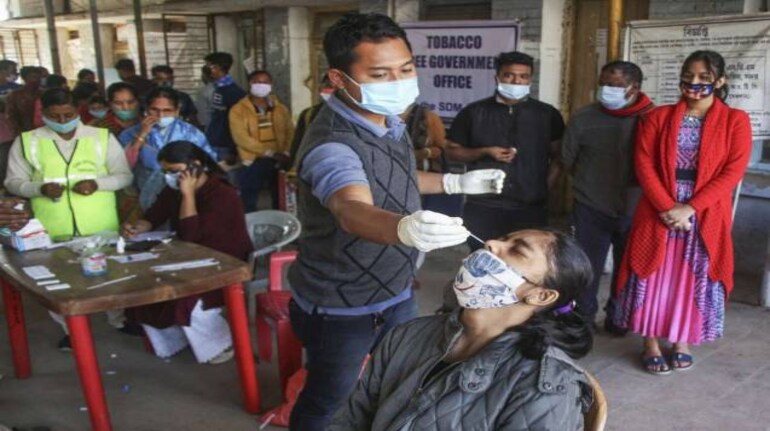 Coronavirus Updates: हो जाएं सावधान! तेजी से फैल रहा है कोरोना, एक दिन में  3641 नए केस दर्ज - Coronavirus Updates 3 April 2023 India reports 1830  fresh cases 7 new deaths check details | Moneycontrol Hindi