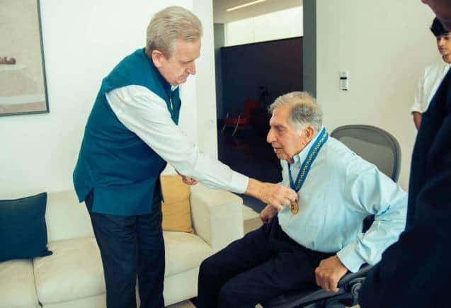 Tata Sons के चेयरमैन रतन टाटा ऑस्ट्रेलिया के सर्वोच्च नागरिक पुरस्कार से सम्मानित Tata Sons के चेयरमैन रतन टाटा ऑस्ट्रेलिया के सर्वोच्च नागरिक पुरस्कार से सम्मानित