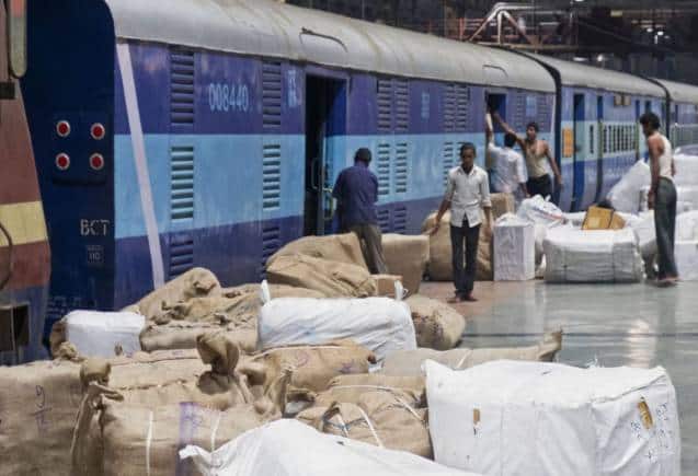 Cyclone Biparjoy के कारण भारतीय रेलवे ने कैंसिल की गुजरात जानें वाली 40 ट्रेनें, चेक करें लिस्ट
