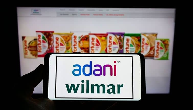 Adani Wilmar Q4 Update: कमजोर मांग के चलते घटी एडिबल ऑयल की बिक्री, फूड बिजनेस में 40% की ग्रोथ – Adani Wilmar Q4 Update edible oil sales falls food business volumes up by 40 percent