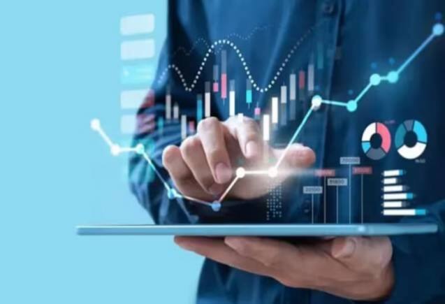 Multibagger Stock: फ्रिज की गैस बनाने वाली कंपनी ने दस साल में ही बना दिया करोड़पति, अब आगे फिर दिख रहा तेजी का रुझान
