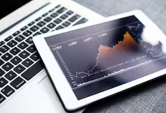 Trade setup for today: बाजार खुलने के पहले इन आंकड़ों पर डालें एक नजर, मुनाफे वाले सौदे पकड़ने में होगी आसानी Trade setup for today: बाजार खुलने के पहले इन आंकड़ों पर डालें एक नजर, मुनाफे वाले सौदे पकड़ने में होगी आसानी