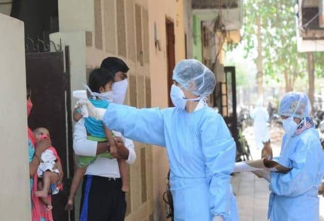 Coronavirus Update: नए मामलों में आई गिरावट, एक दिन में 4282 नए केस दर्ज Coronavirus Update: नए मामलों में आई गिरावट, एक दिन में 4282 नए केस दर्ज