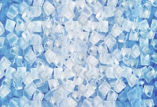 Business Idea: सिर्फ 1 लाख रुपये में शुरू करें Ice Cube का बिजनेस, गर्मी में होगी बंपर कमाई