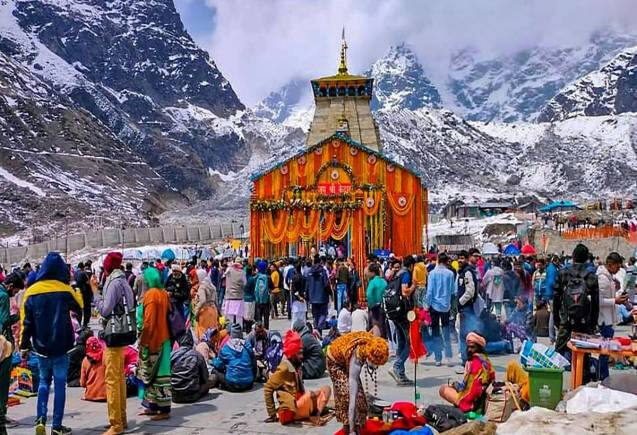 Kedarnath Yatra: मौसम साफ होते ही केदारनाथ यात्रा फिर से शुरू, लेकिन सतर्कता बरत रही उत्तराखंड सरकार Kedarnath Yatra: मौसम साफ होते ही केदारनाथ यात्रा फिर से शुरू, लेकिन सतर्कता बरत रही उत्तराखंड सरकार
