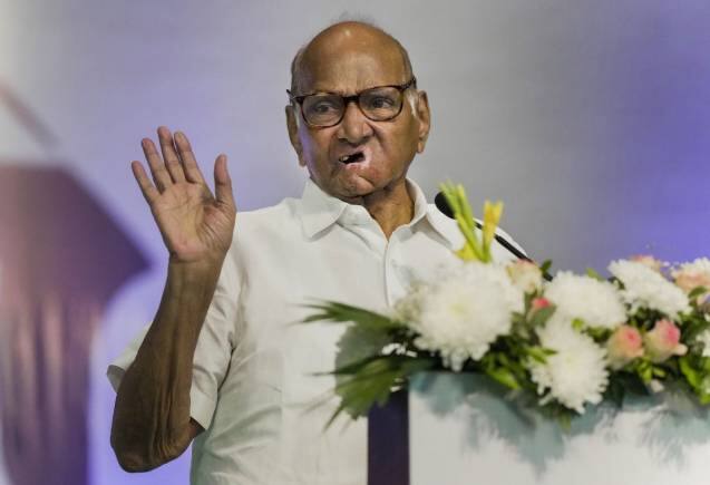शरद पवार ने NCP अध्यक्ष पद छोड़ने का किया ऐलान, बोले 'कहीं तो रुकना ही होगा'