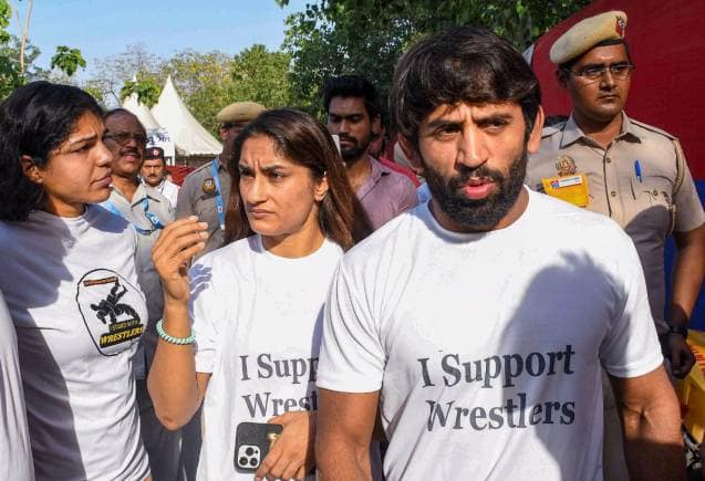 'हमें IPL का मैच देखने से रोका गया' प्रदर्शन कर रहे पहलवानों के आरोप का दिल्ली पुलिस ने किया खंडन 'हमें IPL का मैच देखने से रोका गया' प्रदर्शन कर रहे पहलवानों के आरोप का दिल्ली पुलिस ने किया खंडन