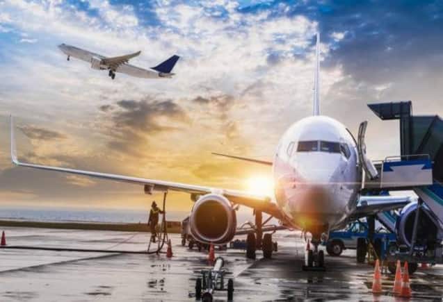 Aviation Stocks: Go First की याचिका पर उछले हवाई शेयर, Indigo पहुंचा एक साल के हाई पर तो एक में लगा अपर सर्किट