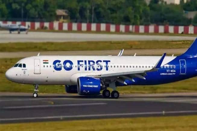 जमीन पर खड़ी GoFirst ने बॉम्बे बर्मा ट्रेडिंग के शेयरों को 7% गिराया, वाडिया ग्रुप के बाकी शेयर भी लाल निशान में