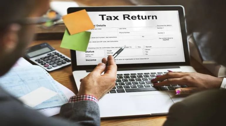 ITR Filings: इनकम टैक्स विभाग ने जारी किया ऑफलाइन आईटीआर-2 फॉर्म, जानें कौन कर सकता है इसका इस्तेमाल - Income Tax Department releases offline ITR 2 form Know who should use it |