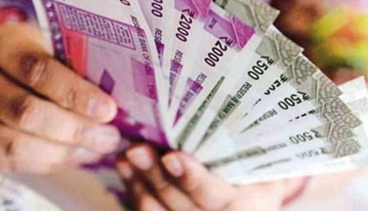 प्राइवेट सेक्टर के कर्मचारियों के लिए अच्छी खबर, सरकार ने लीव-इनकैशमेंट पर ₹25 लाख तक बढ़ाई टैक्स छूट की सीमा