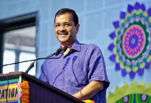 IP यूनिवर्सिटी के नए कैंपस के उद्घाटन पर बवाल, केजरीवाल के सामने 'मोदी-मोदी' के लगे नारे