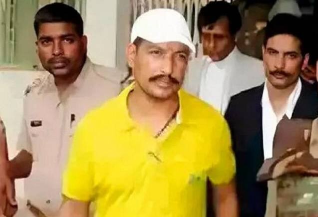 UP के खूंखार गैंगस्टरों का कौन कर रहा है खात्मा? अतीक और अशरफ के बाद जीवा की हत्या से उठे कई सवाल UP के खूंखार गैंगस्टरों का कौन कर रहा है खात्मा? अतीक और अशरफ के बाद जीवा की हत्या से उठे कई सवाल