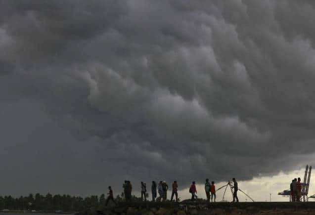 IMD MONSOON FORECAST: मॉनसून का अभी करना होगा और इंतजार, आखिर दस्तक देने में क्यों हो रही है देरी? जानें पूरी डिटेल IMD MONSOON FORECAST: मॉनसून का अभी करना होगा और इंतजार, आखिर दस्तक देने में क्यों हो रही है देरी? जानें पूरी डिटेल