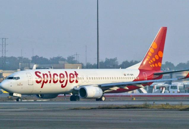 SpiceJet case: NCLT ने लीज पर विमान देने वाली कंपनियों से नए नोटिफिकेशन की स्टडी करने को कहा