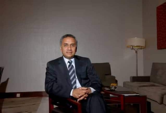 Infosys : FY23 में CEO सलिल पारेख की सैलरी 21% घटी, 56.44 करोड़ रुपये रह गई इनकम