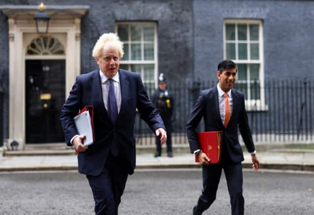 ब्रिटेन के पूर्व पीएम Boris Johnson को महंगी पड़ गई यह पार्टी, अब सांसदी से भी देना पड़ा इस्तीफा
