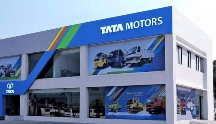 Tata Motors ने छुआ नया 52-वीक हाई, इन 2 कारणों से स्टॉक में हो रही जमकर खरीदारी, ब्रोकरेज ने भी बढ़ाया टारगेट प्राइस Tata Motors ने छुआ नया 52-वीक हाई, इन 2 कारणों से स्टॉक में हो रही जमकर खरीदारी, ब्रोकरेज ने भी बढ़ाया टारगेट प्राइस