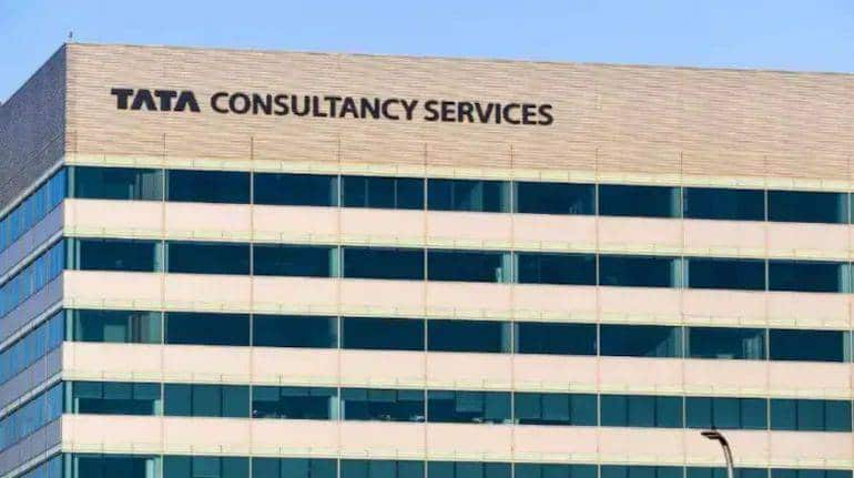 TCS में सामने आया ₹100 करोड़ का "नौकरी घोटाला", कंपनी ने 4 सीनियर अधिकारियों को किया बर्खास्त TCS में सामने आया ₹100 करोड़ का "नौकरी घोटाला", कंपनी ने 4 सीनियर अधिकारियों को किया बर्खास्त