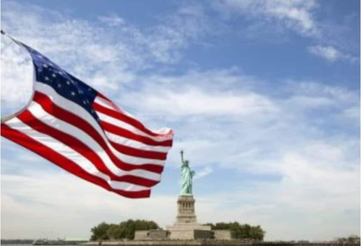 अमेरिका ने रूस की मदद करने वाली कंपनियों पर कसा शिकंजा, क्या पाबंदियों का होगा असर?