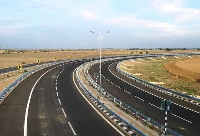 Upcoming Expressways in India: ये हैं देश के टॉप 11 एक्सप्रेसवे, इसी साल हो सकते हैं शुरू, सफर हो जाएगा सुहाना