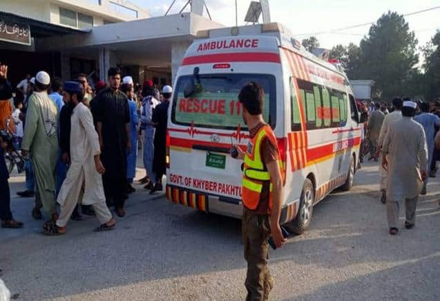 Khyber Pakhtunkhwa: पाकिस्तान के खैबर पख्तूनख्वा में बड़ा धमाका, 44 लोगों की मौत, पत्रकार सहित 123 घायल Khyber Pakhtunkhwa: पाकिस्तान के खैबर पख्तूनख्वा में बड़ा धमाका, 44 लोगों की मौत, पत्रकार सहित 123 घायल