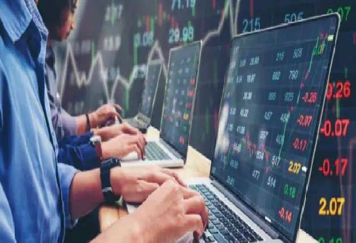 Dealing Room Check: 70 रुपये फिसल सकता है ये फाइनेंस शेयर, अक्टूबर सीरीज में इस स्टॉक में हुई बंपर बिकवाली