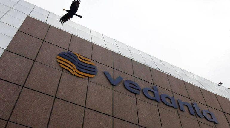 Vedanta के शेयर 52-वीक के निचले स्तर पर, 1 महीने में 19% लुढ़के शेयर, क्या है वजह?