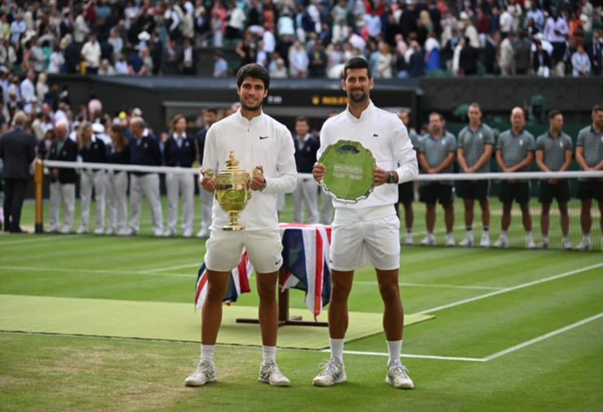 Wimbledon 2023: पिछले महीने फ्रेंच ओपन में अल्करा और जोकोविच के बीच भिड़ंत हुई थी। हालांकि लास्ट फोर की इस भिड़ंत में गंभीर ऐंठन के चलते अल्करा को मैच गंवाना पड़ा। अब विंबलडन ट्रॉफी जीतकर अल्करा ने हिसाब बराबर कर लिया।