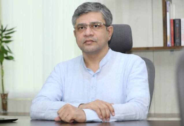 EXCLUSIVE: लैपटॉप, टैब के इंपोर्ट पर पाबंदी, आईटी मंत्री ने कहा जल्दबाजी में नहीं लिया फैसला EXCLUSIVE: लैपटॉप, टैब के इंपोर्ट पर पाबंदी, आईटी मंत्री ने कहा जल्दबाजी में नहीं लिया फैसला