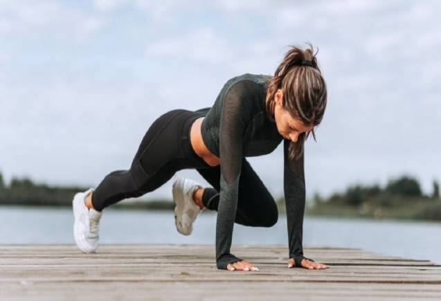 Cancer: Exercise से कैंसर का जोखिम होगा कम, रिसर्च में हुआ बड़ा खुलासा, जानिए रोजाना कितनी देर करें व्यायाम Cancer: Exercise से कैंसर का जोखिम होगा कम, रिसर्च में हुआ बड़ा खुलासा, जानिए रोजाना कितनी देर करें व्यायाम