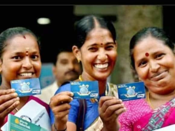 PMJDY: प्रधानमंत्री जन-धन योजना में अब तक खुले 50 करोड़ खाते, जमा हैं 2.03 लाख करोड़ रुपये से भी ज्यादा