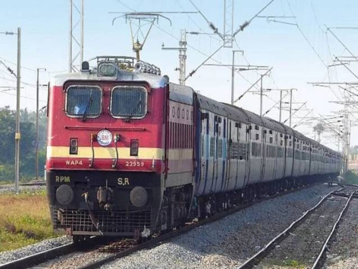 The highest-earning train of Indian Railways