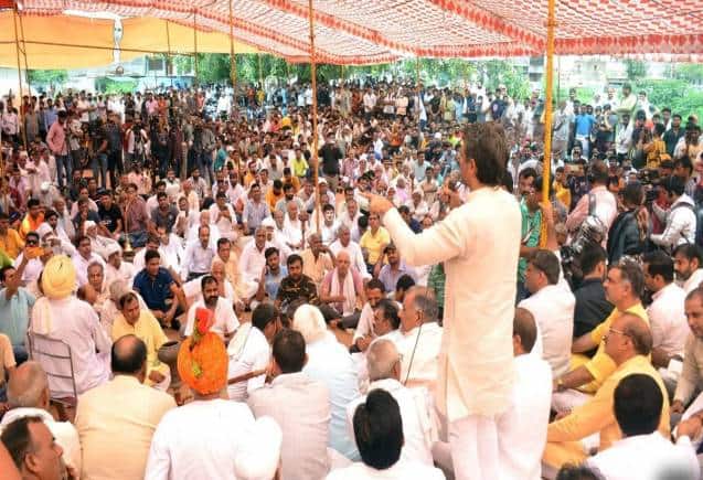 Nuh Violence: पलवल में हिंदू ‘महापंचायत’ आज, पुलिस-प्रशासन सतर्क, बृज मंडल यात्रा पर होगी चर्चा Nuh Violence: पलवल में हिंदू ‘महापंचायत’ आज, पुलिस-प्रशासन सतर्क, बृज मंडल यात्रा पर होगी चर्चा