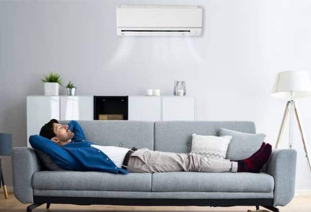 Air Conditioner: मूसलाधार बारिश और आंधी के समय क्या AC चला सकते हैं? कई लोगों को नहीं है मालूम