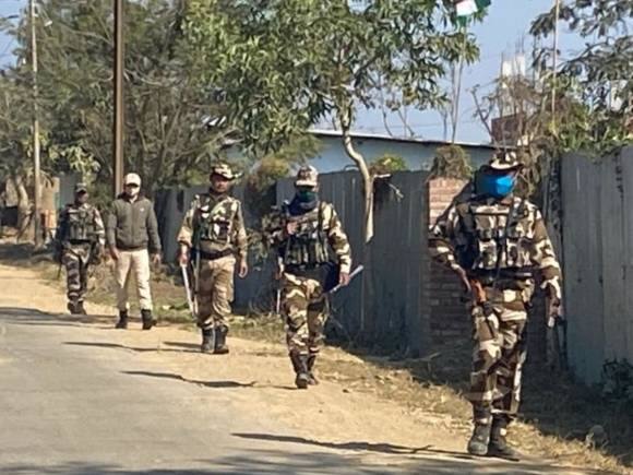 मणिपुर में 6 महीने के लिए लागू किया गया AFSPA, जारी किया गया आधिकारिक नोटिस मणिपुर में 6 महीने के लिए लागू किया गया AFSPA, जारी किया गया आधिकारिक नोटिस