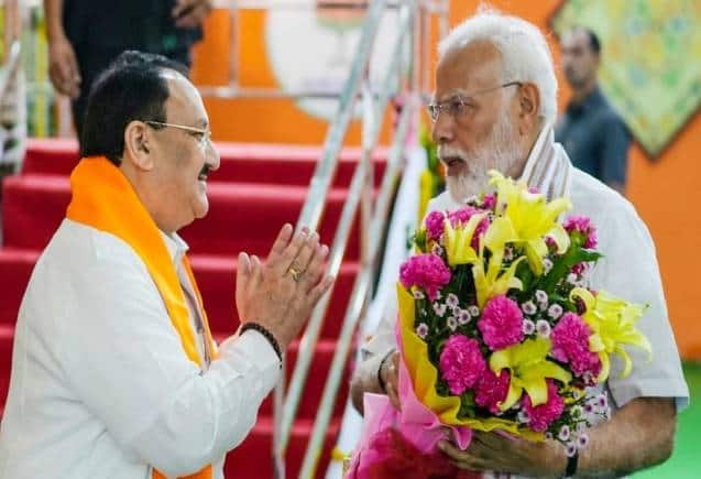 प्रधानमंत्री मोदी दिल्ली स्थित BJP मुख्यालय पहुंच चुके हैं। पार्टी के शीर्ष नेताओं ने उनका स्वागत किया (फाइल फोटो)